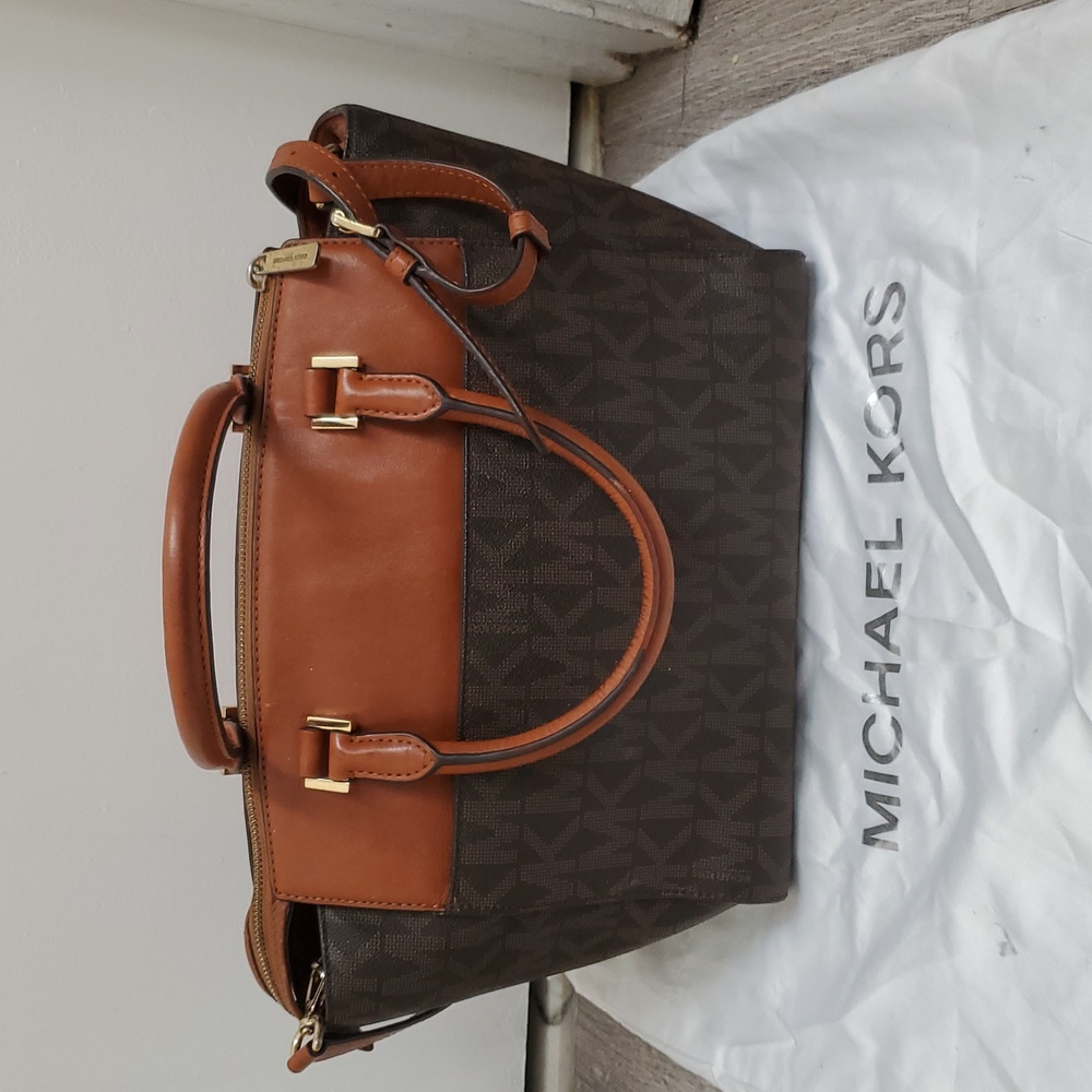 Michael Kors Two-Tone Satchel in Brown and Tan With Dust Bag - Picture 5 of 16